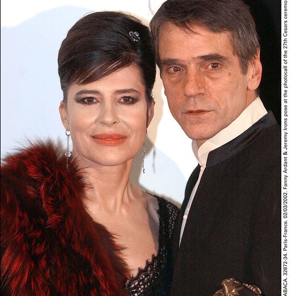 © Arno & Giancarlo Gorassini/ABACA. 32872-34. Paris-France. 02/03/2002. Fanny Ardant et Jeremy Irons posent au photocall de la 27ème cérémonie des Césars.