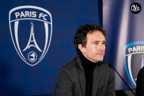 Antoine Arnault - Antoine Arnault nouveau propriétaire du Paris FC avec Redbull lors d'une conférence de presse, le  20 novembre 2024 à Orly. © Pierre Perusseau / Bestimage