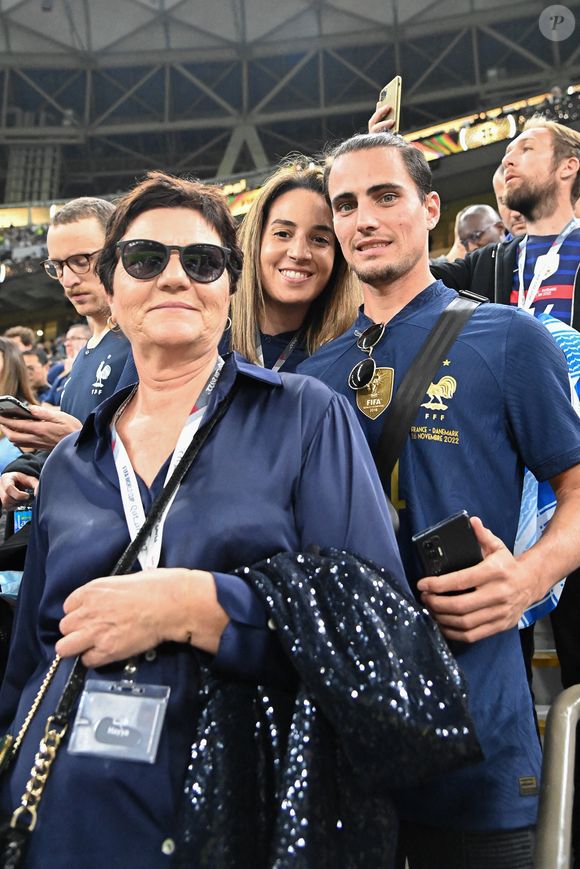 Véronique Rabiot dans les tribunes du match "France - Argentine (3-3 - tab 2-4)" en finale de la Coupe du Monde 2022 au Qatar, le 18 décembre 2022.

© Philippe Perusseau / Bestimage