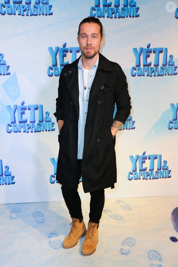 En effet, le chanteur, après dix ans à Paris, a choisi de poser ses bagages dans les Cévennes, dans un tout petit village...

Julien Doré assistant à Yeti et Compagnie Premiere helg à l'Opéra Gaumont à Paris, France, le 7 octobre 2018. Photo David Boyer/Abaca