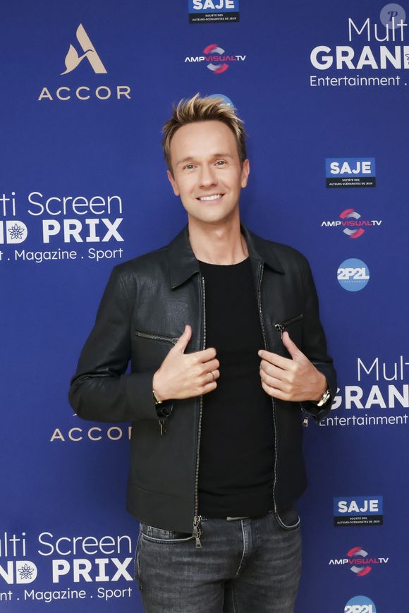 Un besoin qui s'est amplifié depuis qu'il a accueilli son fils, Tim.

Exclusif - Cyril Feraud - Première édition du Multi Screen Grand Prix : une célébration inédite de la création audiovisuelle française dans le cadre prestigieux du Pullman Paris Tour Eiffel sous la présidence de S. Martin (Directeur Général de l’ARPP : l’Autorité de Régulation Professionnelle de la Publicité et également Président de La Fabrique des Formats) et animée par E. Eméyé (journaliste et présentatrice). Paris le 12 juin 2025 - © Jack Tribeca / Bestimage