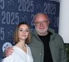 La réalisatrice du film "On ira" sorti en mars 2025 est la filleule de l'acteur de 61 ans. Elle a ainsi raconté comment son père avait demandé au mari de Julia Vignali de devenir son parrain alors qu'ils se connaissaient à peine.

Enya Baroux et son pére Olivier Baroux lors de la 28ème édition du Festival international du film de comédie de l'Alpe d'Huez le 18 janvier 2025. © Dominique Jacovides / Bestimage