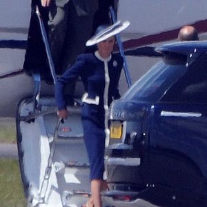 Le prince William et son épouse Kate Middleton à l'aéroport de Glasgow en Écosse, le 22 mai 2025.  Backgrid UK/ Bestimage