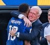 L'Équipe de France a livré une performance magistrale lors de son premier match à élimination directe face à la Suède, ce mardi 30 juin.

Kylian Mbappé, Didier Deschamps et Guy Stéphan lors du match France-Suède, 16e de finale de la Coupe du monde 2026. 

© Bestimage
