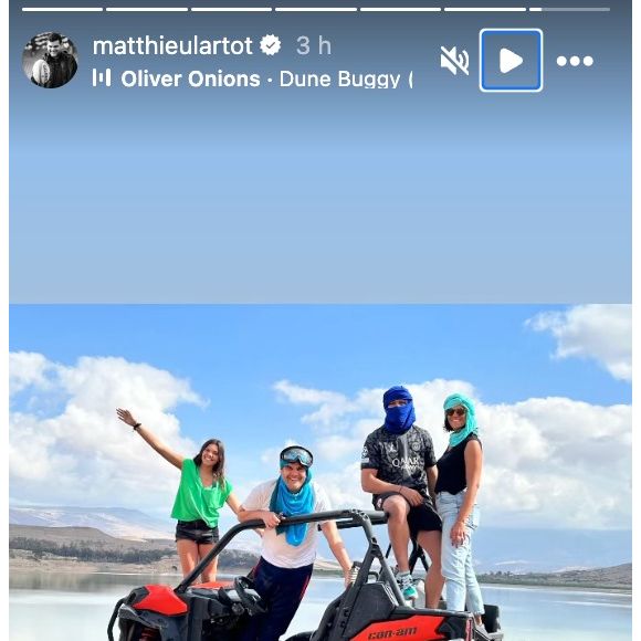 Le Parisien : "Voici les meilleures techniques pour allonger les ponts et profiter au maximum des week-ends prolongés", écrivaient nos confrères. 


Matthieu Lartot et son clan - Capture Instagram