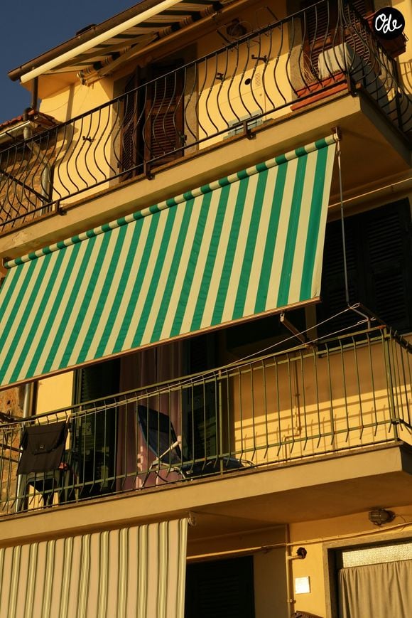 Store d'extérieur - Clara Devred/Unsplash