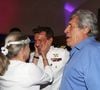 L’animateur reste très proche de son père et de sa mère, qu’il appelle quasiment tous les jours.

 Catherine Allégret et son fils Benjamin Castaldi, Jean-Pierre Castaldi - Soirée de mariage de Benjamin Castaldi et Aurore Aleman au Mas de La Rose à Eygalières, le 27 août 2016. © Jacovides-Moreau/Bestimage