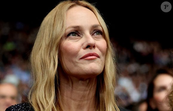 Vanessa Paradis lors de la 15ème édition du festival Lumière à Lyon le 12 octobre 2024.
Au cours de la cérémonie, le réalisateur C.Gavras a reçu le prix Lumière spécial des mains de T.Burton pour célébrer sa carrière et son cinéma engagé.

© Dominique Jacovides / Bestimage