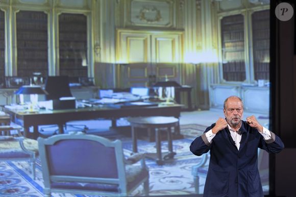 Exclusif - Eric Dupond-Moretti - Spectacle d'Eric Dupond-Moretti "J'ai dit oui" au théâtre de Verdure lors du 41ème Festival de Ramatuelle, le 4 août 2025. 
© Cyril Bruneau / Festival de Ramatuelle / Bestimage