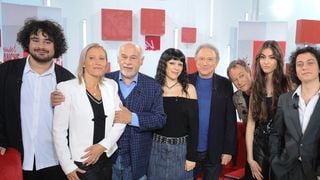 Francis Perrin et ses enfants, la nièce de Daniel Balavoine… Michel Drucker réunit de nombreux invités pour son Vivement dimanche "Sagas familiales"