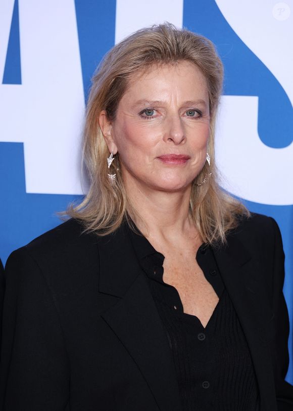 Karin Viard lors de la première du film 'La maison des femmes' au cinéma Pathé Palace le 19 Février 2026 à Paris. © Denis Guignebourg / BestImage