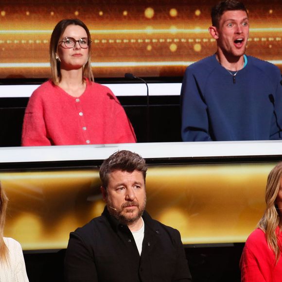 Exclusif - Valérie Maurice, Bruno Guillon, Agathe Lecaron lors de l'enregistrement de l'émission "100% logique" présentée par C. Feraud et qui sera diffusée le le 4 octobre 2025 sur France 2 au studio du Lendit à Saint-Denis, France, le 12 mars 2025. © Christophe Clovis/Bestimage