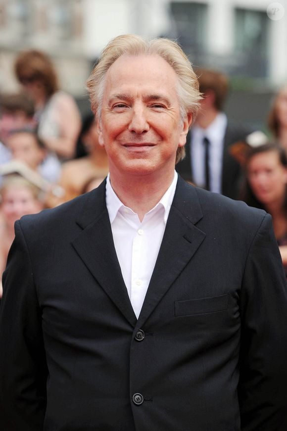 Paapa Essiedu reprend le rôle de Severus Rogue, succédant à Alan Rickman.

Alan Rickman assiste à la première du film "Harry Potter and the Deathly Hallows _2" à New York au Avery Fisher Hall au LIncoln Center le 11 juillet 2011.
FAME PICTURES / BESTIMAGE
