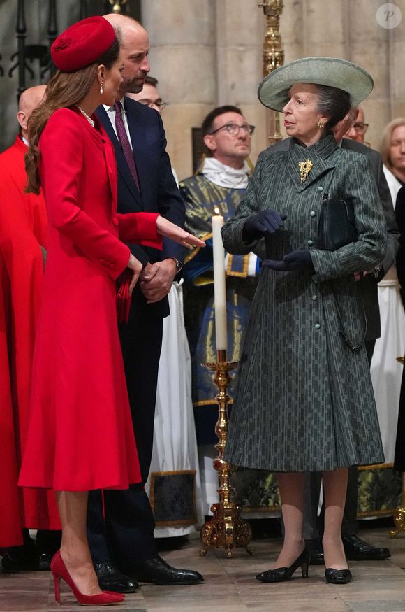 Le prince William, prince de Galles, et Catherine (Kate) Middleton, princesse de Galles, La princesse Anne - La famille royale d'Angleterre célèbre le 76ème Commonwealth Day à l'abbaye de Westminster à Londres le 10 mars 2025. Julien Burton / Bestimage