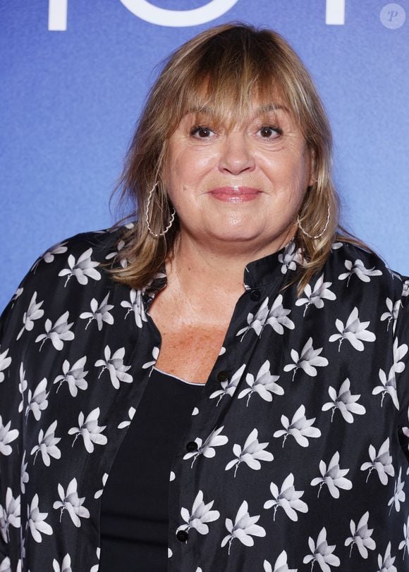 Avec optimisme, elle espère retrouver quelqu'un pour vivre le vrai amour

Michèle Bernier au photocall de la projection de "Parfum du Bonheur" lors du 27ème Festival de la Fiction de la Rochelle, lFrance, le 19 septembre 2025. © Denis Guignebourg/Bestimage