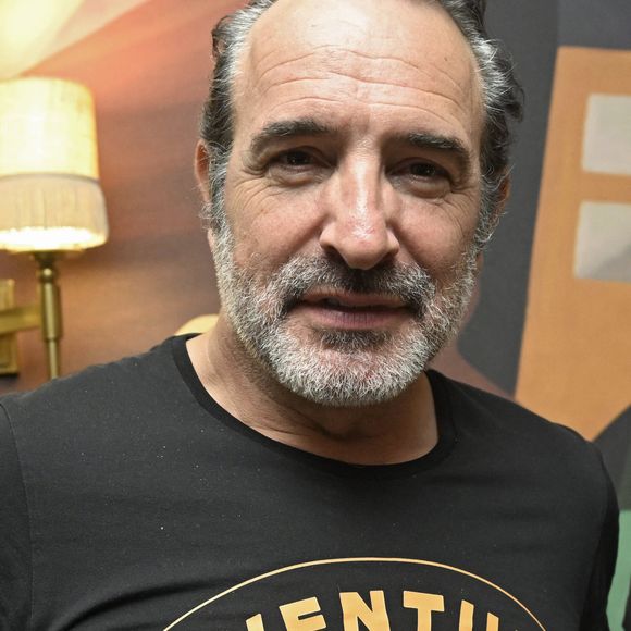 Jean Dujardin à la soirée de dégustation du whisky de seigle français "Aventure" (Bordeaux Distilling Co), dont il est partenaire, à Bruxelles, le 13 mars 2026. Photonews / Bestimage
