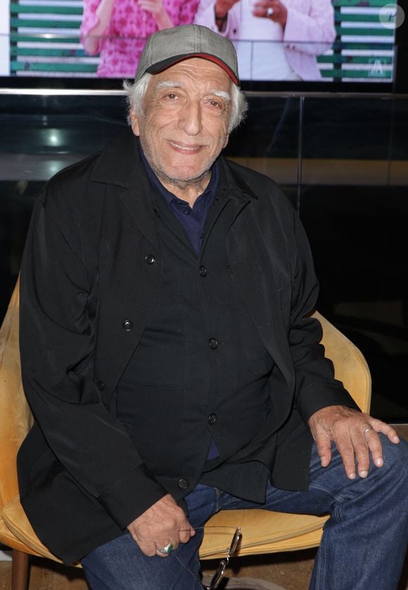 Gérard Darmon - Avant-première du film "Aimons-nous vivants" au cinéma Pathé Beaugrenelle à Paris le 8 avril 2025. © Coadic Guirec/Bestimage