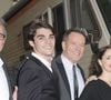 Révélé par "Breaking Bad", RJ Mitte n’est plus. Le comédien, qui incarnait le fils de Walter White, est mort à 34 ans.

Bryan Cranston, Anna Gunn, Rj Mitte - Premiere de la serie "Breaking Bad" a Los Angeles 
FAMEFLYNET / BESTIMAGE