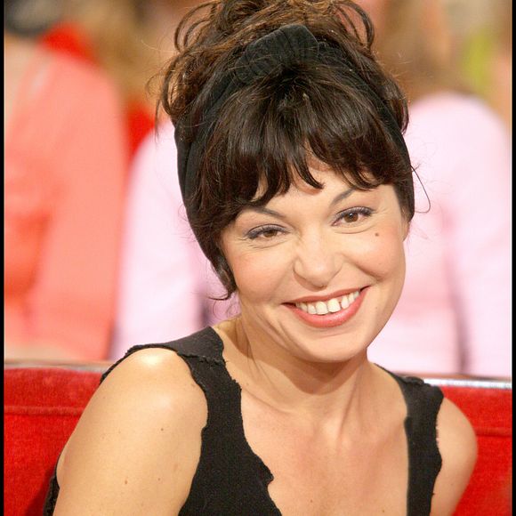 Isabelle Mergault a longtemps vécu à Saint-Maur-des-Fossés.

Rétro - Décès de la réalisatrice, actrice et humoriste Isabelle Mergault des suites d'un cancer - Archives - ISABELLE MERGAULT sur le plateau de l'Èmission 'Vivement Dimanche'. Guillaume Gaffiot/Bestimage