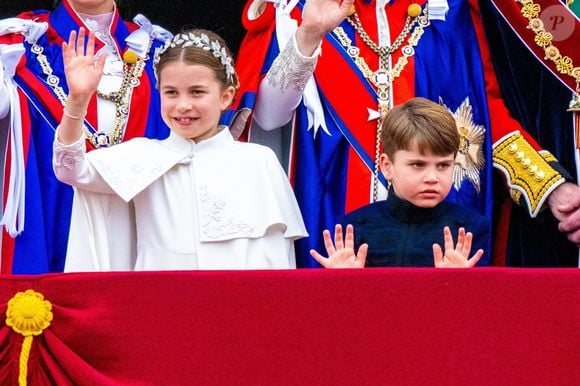 Princesse Charlotte et prince Louis au couronnement du roi Charles III le 5 mai 2023. ©Backgrid USA / Bestimage