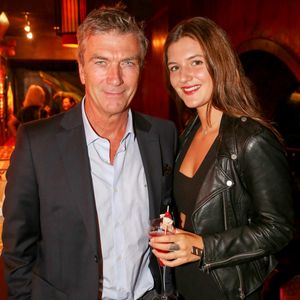 Papa de Blanche, née de son union avec Caroline Tresca, Philippe Caroit est devenu papa d’un garçon prénommé Lucien 

Philippe Caroit et sa fille Blanche - Soirée du 20ème anniversaire du Buddha Bar à Paris, France. © Rachid Bellak/Bestimage