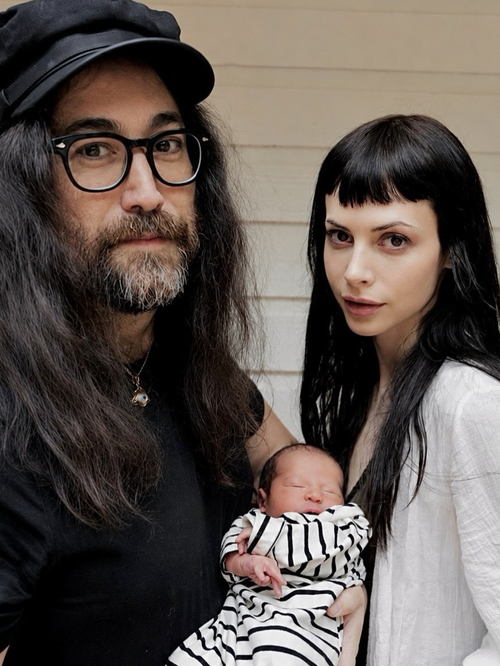 Sean Ono Lennon papa pour la première fois : le fils de John Lennon annonce la naissance de son bébé avec Charlotte Kemp Muhl