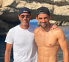 Si l'on connaissait déjà les exploits de la famille sur les terrains de football, c'est aujourd'hui sur un tout autre terrain que Zinédine Zidane et son fils aîné, Enzo, ont décidé de faire équipe.

Zinedine Zidane et son fils Enzo