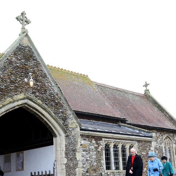 La reine Elisabeth II d'Angleterre vient assister à la messe dominicale en l'église Saint-Pierre & Saint-Paul à Sandringham. Le 2 février 2020