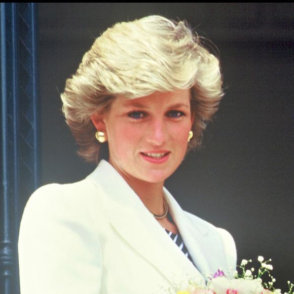 Archives - La Princesse Lady Diana et le prince Charles au Festival de Cannes. 
Crédit : ANGELI-RINDOFF / BESTIMAGE
