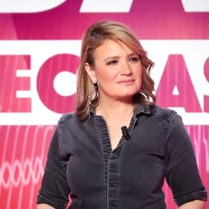 Exclusif - Pascale de La Tour du Pin, sur le plateau de l'émission " TPMP " présentée par C.Hanouna et diffusée en direct sur Youtube et sur toutes les box (SFR, FREE, Bouygues, MyCanal etc), Paris, France, le 20 mars 2025. © Jack Tribeca / Bestimage