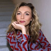 Amélie Etasse (Scènes de ménages) a fondé une famille avec un séduisant acteur : qui est Clément Séjourné, le père de son fils Vasco ?