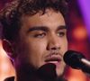 Un moment fort pour Laurent Traversa, qui avait confié que cette chanson était la préférée de sa mère.

Laurent Traversa dans "The Voice"  TF1