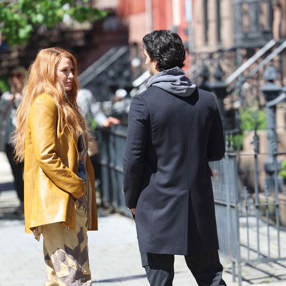 Blake Lively et Justin Baldoni sur le tournage du film "It Ends With Us" à New York, le 25 mai 2023. (Backgrid USA / Bestimage).