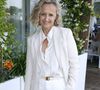 "Sauf très grosse surprise de dernière minute, c’est bien Caroline Roux qui devrait reprendre à la rentrée de septembre les rênes du 20 heures de France 2", ont-ils déclaré dans leur édition du 15 juin 2025.

Exclusif - Caroline Roux - Déjeuner dans la loge de France Télévisions lors de la Finale Hommes des Internationaux de France de Tennis de Roland Garros 2024 - Jour 15 à Paris. Le 9 Juin 2024.
© Bertrand Rindoff / Bestimage