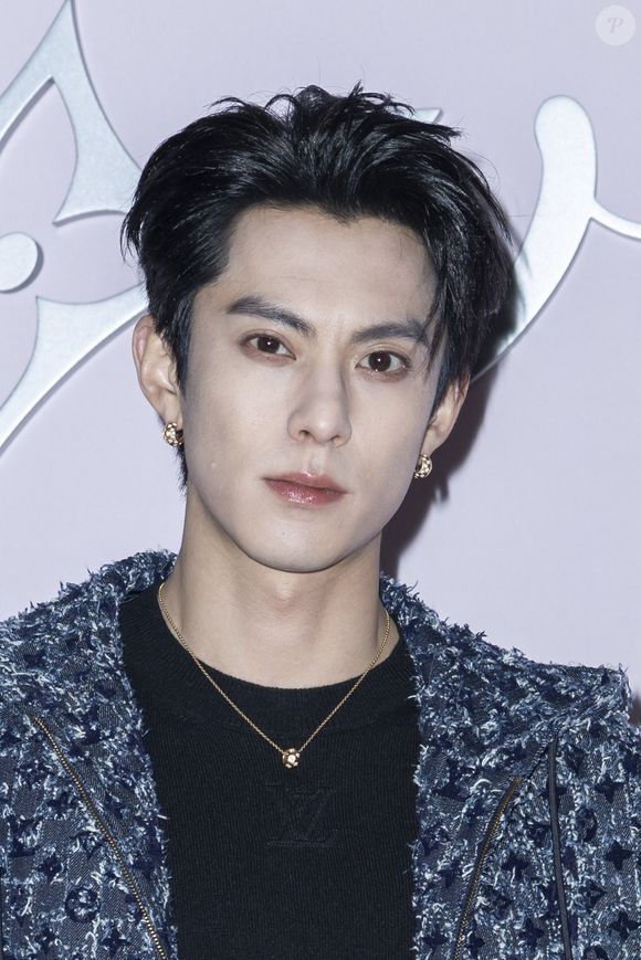 Dylan Wang - Photocall pour le défilé Louis Vuitton prêt à porter hommes Automne / hiver  2025 - 2026 lors de la fashion week à Paris le 21 2025. © Olivier Borde /Bestimage