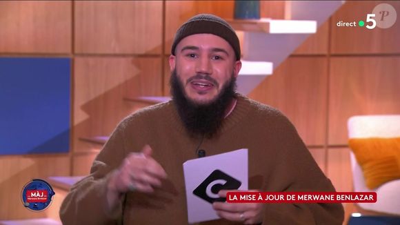 Merwane Benlazar lors de son passage sur le plateau de C à vous le vendredi 31 janvier 2025 sur France 5.
Crédit : C à vous/France 5