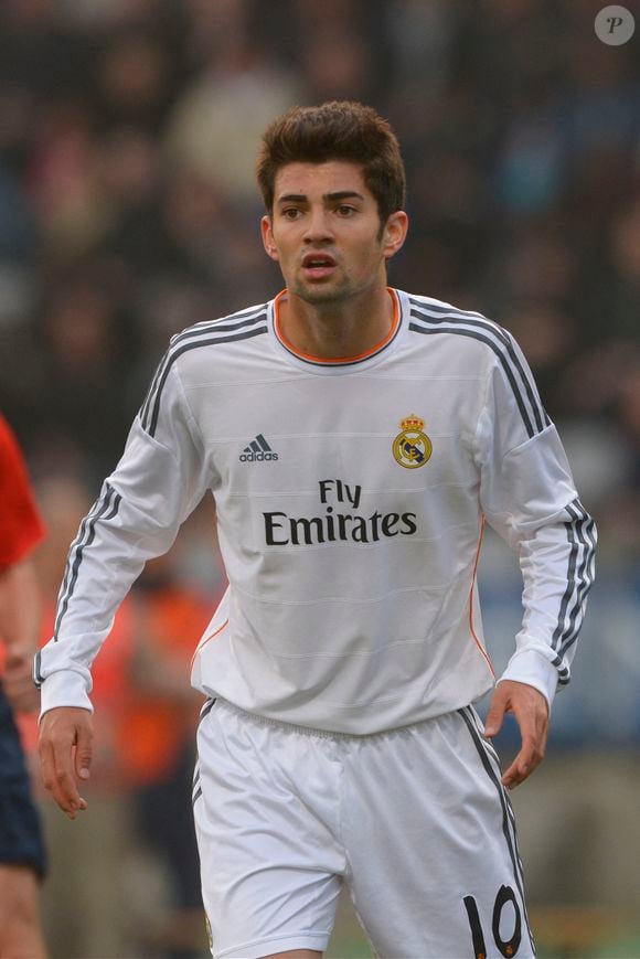 Enzo, fils de l'ancien joueur Zinedine Zidane pendant le match de football de quart de finale de l'UEFA Youth League, Paris Saint-Germain Vs Real Madrid au Stade Charlety à Paris, France le 11 mars 2014. Le Real a gagné 1-0. Photo Henri Szwarc/ABACAPRESS.COM