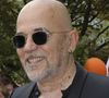 "Quand à tous les mensonges et calomnies à mon endroit qui ont pour objectif de me discréditer et détruire ma réputation, sachez que je les vis comme je peux", a-t-il ensuite ajouté
Exclusif - Pascal Obispo - Inauguration de la place Line Renaud a Rueil-Malmaison le 22 Juin 2024.
© Jlppa / Bestimage