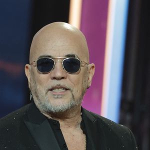 Pascal Obispo - Les célébrités se mobilisent pour la 38ème édition du Téléthon dans les studios de France 2 à Paris, le 29 novembre 2024. 

© Coadic Guirec / Bestimage