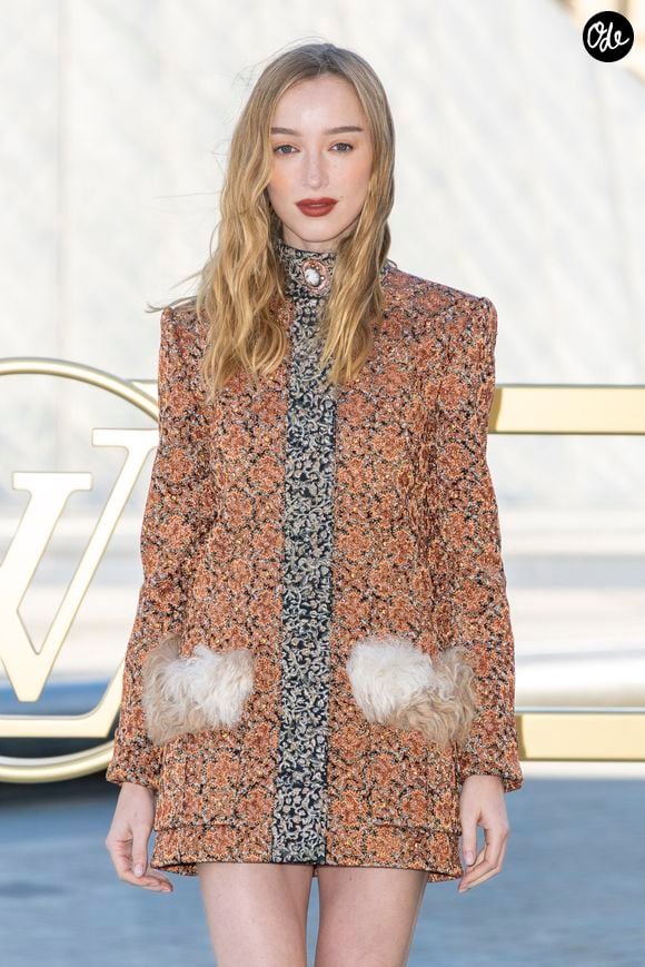 Phoebe Dynevor au photocall du Défilé de mode Vuitton Collection Printemps-Été 2026 dans le cadre de la Fashion Week de Paris, le 30 septembre 2025. 

© Olivier Borde/Bestimage