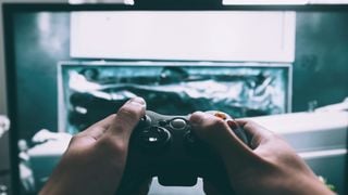 Selon la psychologie, l’adulte qui retourne à ses jeux d’enfance ne cherche pas le divertissement : il cherche désespérément la personne qu’il était auparavant