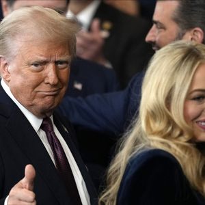 Tiffany Trump, l'une des filles du président américaine Donald Trump, a eu droit a une superbe fête

Donald Trump et ses proches lors de son investiture au Capitole à Washington DC, le 20 janvier 2025.
©Photo Press Service / BESTIMAGE