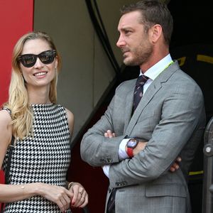 Beatrice Borromeo et Pierre Casiraghi lors du Grand Prix de Formule 1 (F1) de Monaco, le 26 mai 2024. © Bruno Bebert/Bestimage