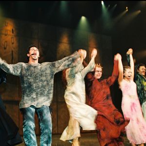 Daniel Lavoie, Patrick Fiori, Hélène Ségara, Garou, Julie Zenatti, Bruno Pelletier et Luck Mervil de la troupe de la comédie-musicale Notre-Dame de Paris.

RINDOFF-COLIN / BESTIMAGE