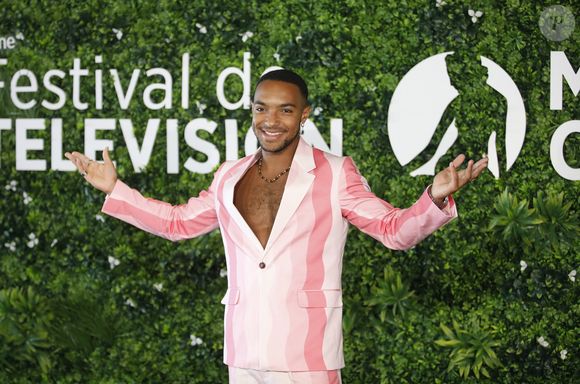 Benjamin Douba-Paris,au photocall de la série "Ici tout commence" lors du 62ème Festival de Télévision de Monte-Carlo, à Monaco, le 17 juin 2023. © Denis Guignebourg/BestImage