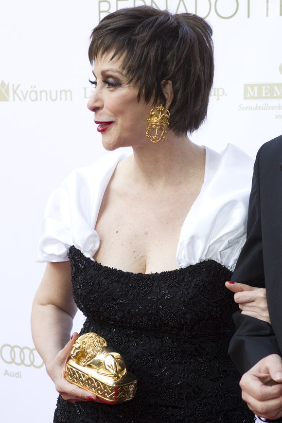 Lia, la femme du Prince Paul de Roumanie, lors de la soirée Marianne et Bernadotte Art Awards, le 7 juin 2012. STELLA PICTURES / BESTIMAGE