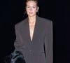 Les deux actrices ont affiché des looks très similaires en costumes oversize.

Adèle Exarchopoulos - Photocall du défilé Saint Laurent Collection Femme Prêt-à-Porter Printemps/Eté 2027 lors de la Fashion Week de Paris (PFW) à la Fontaine du Trocadéro, à Paris, France, le 29 septembre 2026. © Olivier Borde/Bestimage
