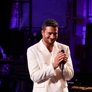 Exclusif - Amir Haddad lors de l'enregistrement de l'émission Le Grand Echiquier - Spécial Claude François présentée par C.Chazal et A.Manoukian et diffusée le 13 janvier sur France, à l'Opéra royal du château de Versailles, accompagné par l'Orchestre de l'Opéra Royal à Versailles, France, le 16 septembre 2025. Jack Tribeca/Bestimage