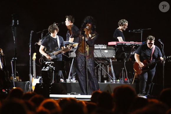Marco Prince - Soirée du "Grand Concert de la fête de la musique" au Jardin des Tuileries, autour de la vasque olympique, présentée par D. Bürki et M. Bouhafsi et retransmis en direct sur France 2 à Paris le 21 juin 2025. © Marc Ausset-Lacroix - Jack Tribeca - Christophe Clovis / Bestimage