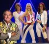 Son ingénieur du son historique Michael B. Tretow est mort
Owe Sandstrom, le styliste des costumes de scène du groupe Abba de 1973 à 1981. La sortie du nouvel album du groupe Abba est prévue le 5 novembre 2021. Cet album est composé de dix titres, dont deux enregistrés en 2017 et deux inédits de 1978. Une tournée avec des avatars numériques des membres du groupe, avec leur apparence physique de 1979, est prévue en 2022. Stockholm. Le 26 octobre 2021. AFTONBLADETBILD / BESTIMAGE